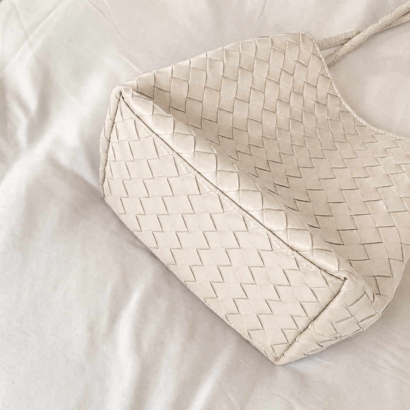 Rhea Woven Bucket Shoulder Bag