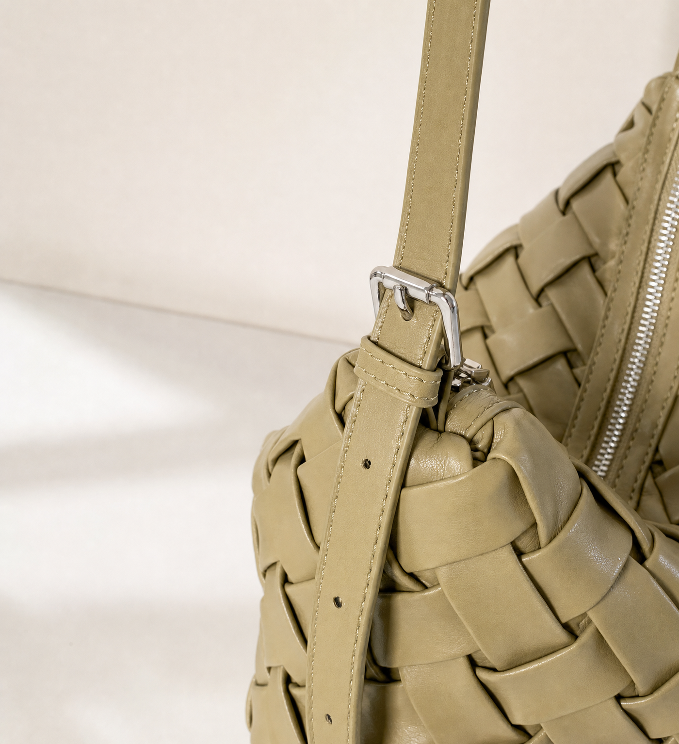 Handmade PU Braided Woven Shoulder Bag