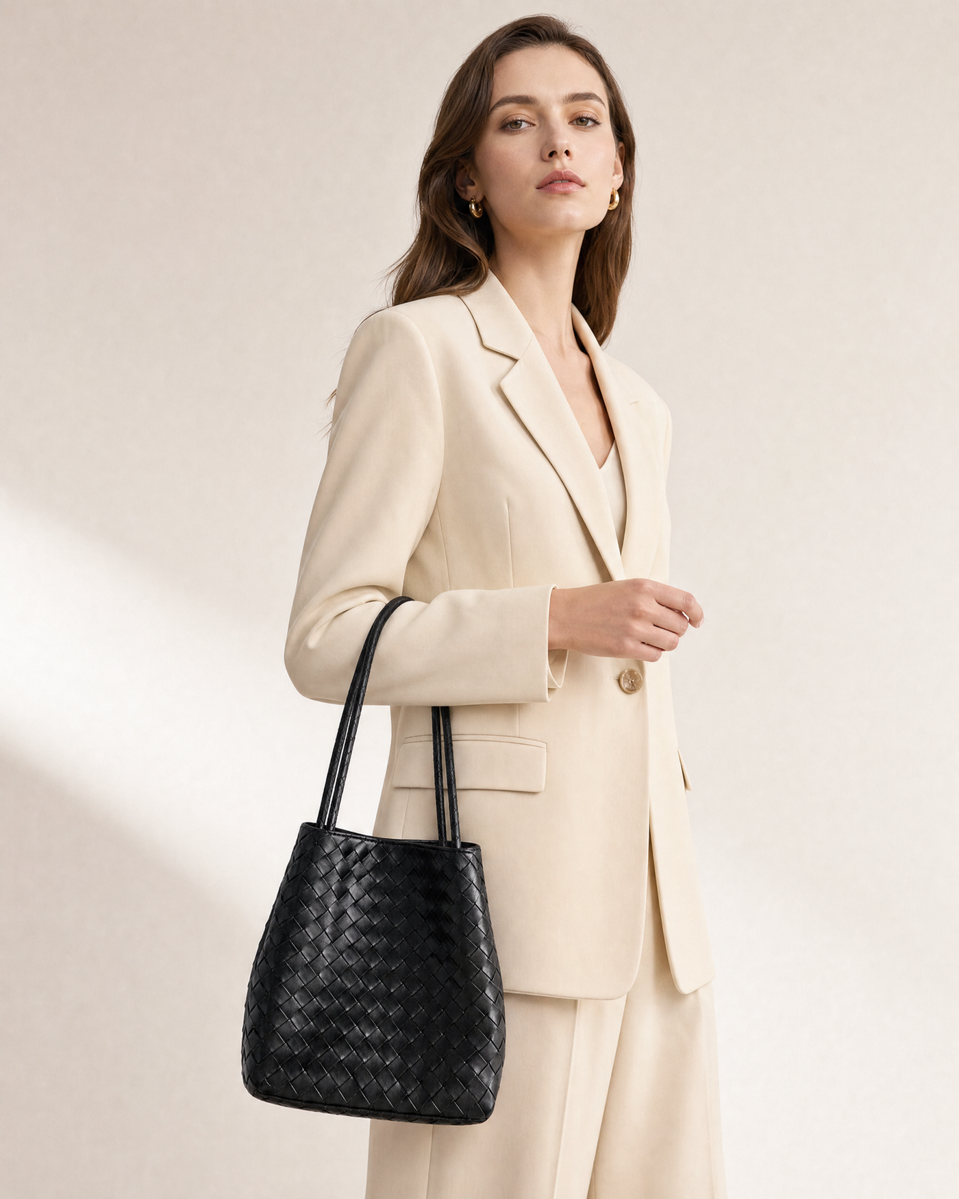 Rhea Woven Bucket Shoulder Bag