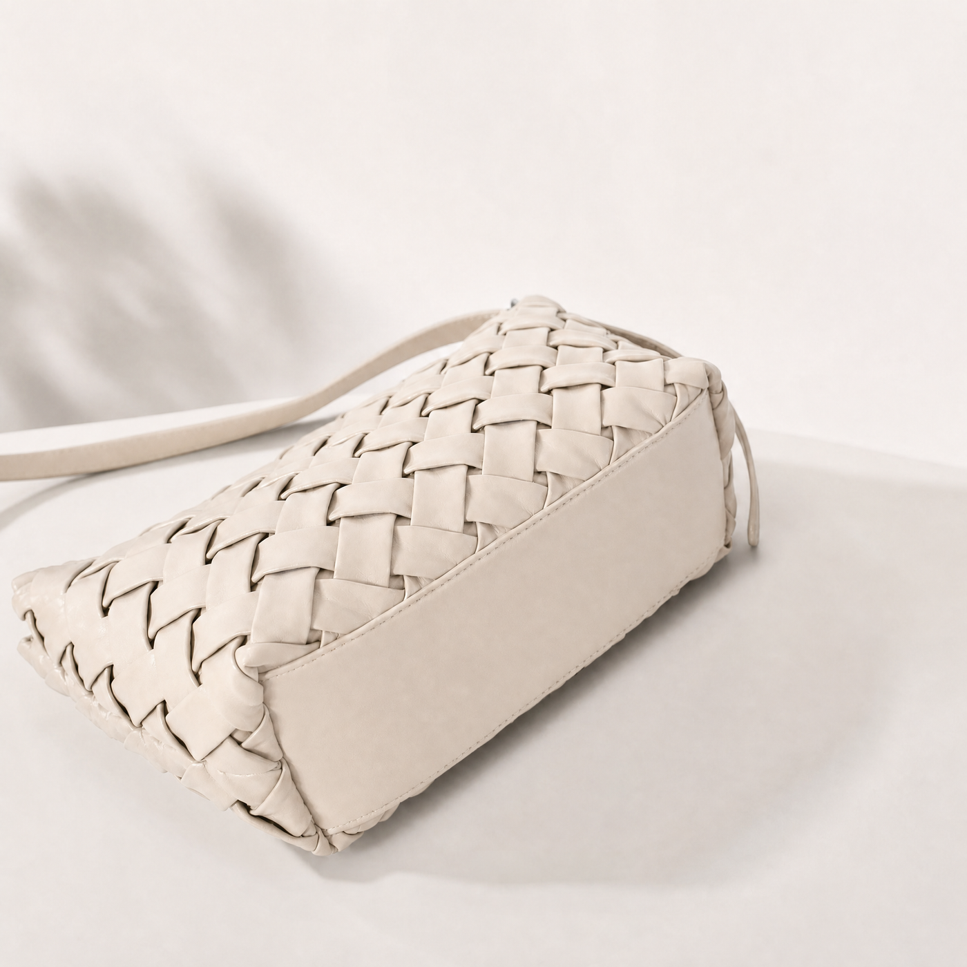 Handmade PU Braided Woven Shoulder Bag